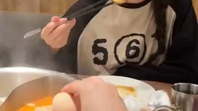 吃火锅还能自带啊[doge]