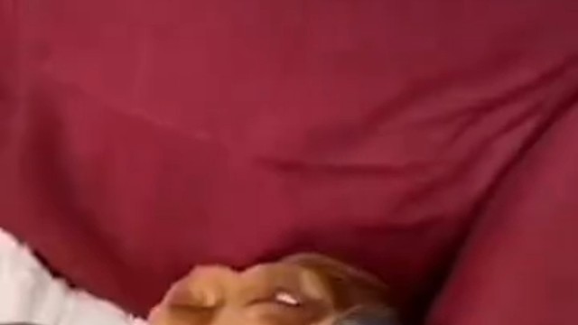 它张嘴睡觉会不会凸嘴啊