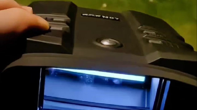 夜视仪，很多男孩都喜欢的玩具