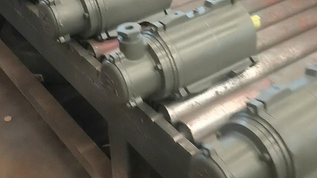 做企业难，做实体更难，但一路风雨走来，再难也要坚守阵地。