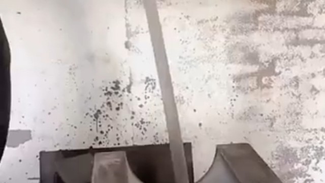 铁板居然是这样成圆筒的