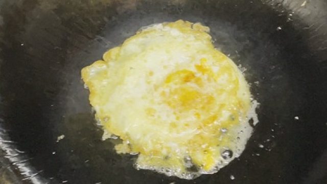 来来来！为了得瑟又煎了一个 不过…差点儿翻车