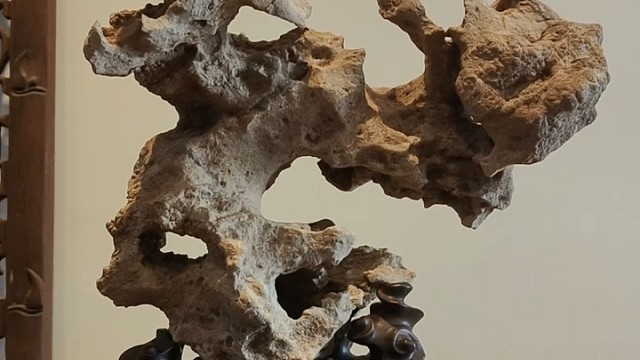 案上云烟……高40宽23厚13