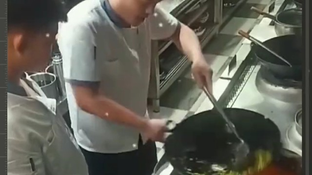 徒弟这是啥操作