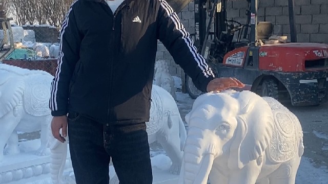 汉白玉石雕大象