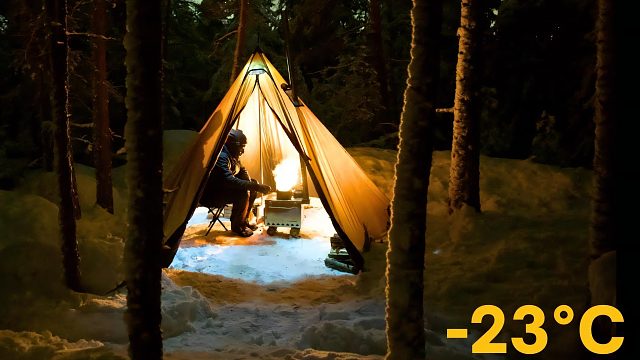黑人小哥的雪天露营是怎样的体验