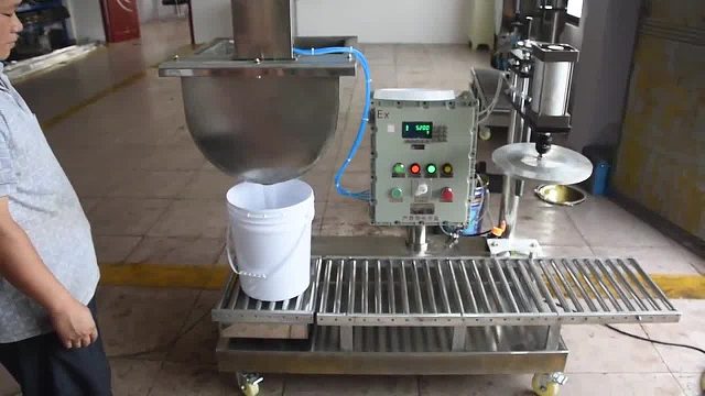 液体称重灌装机_25千克胶水凝胶灌装机