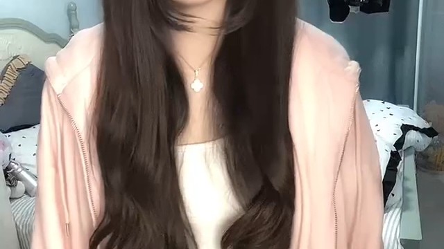 蹦最嗨的迪
做最野的郎
吻最爱的姑娘
睡最软的床