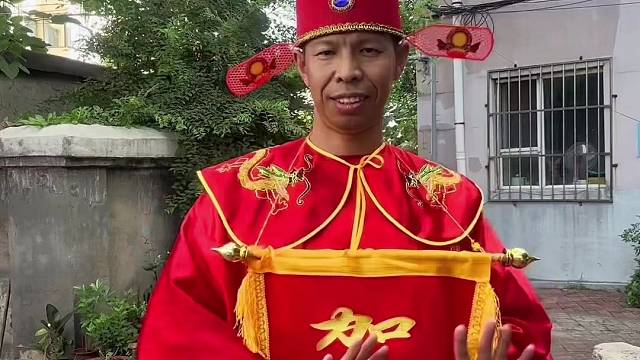 弥渡山歌舞蹈，喜气洋洋