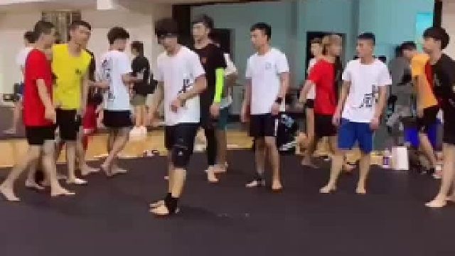 刚练一年特技的我 何止是狂