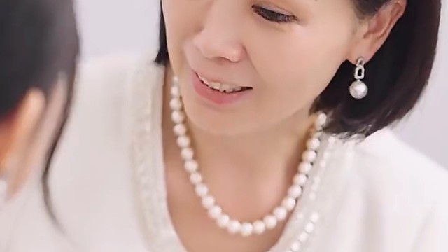 好孩子，我就是你的亲生母亲