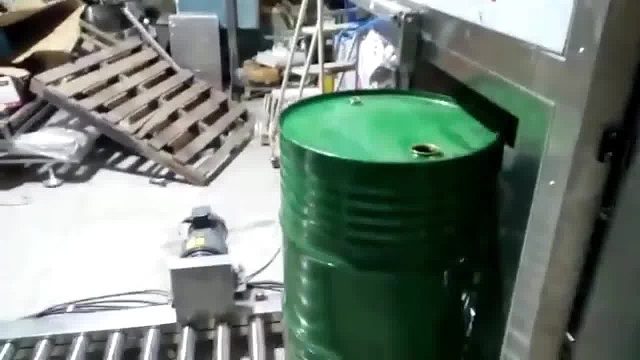 100L液面肥灌装机,液体自动灌装机