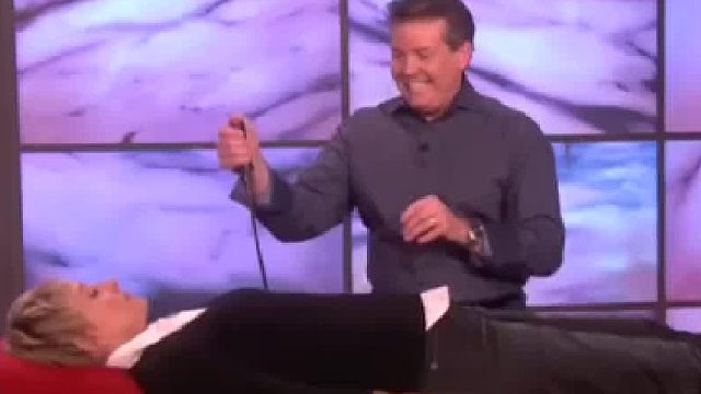 如果一个人连续1年躺在床上，会瘫痪吗01