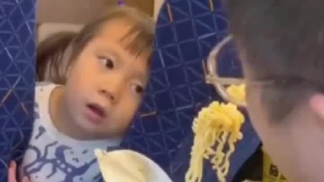 隔壁小孩馋哭了