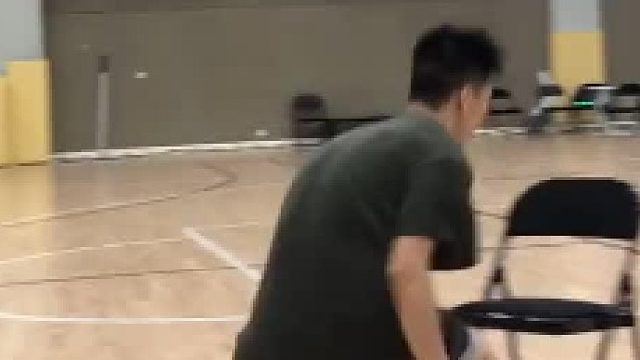 话不多说来干货，教授的背运过人的脚步细节来了