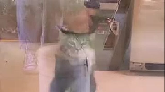 史上最强擦窗工，都擦出节奏来了