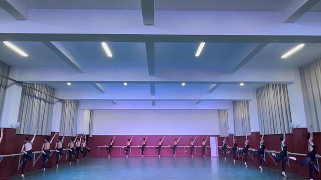 偏偏念你，声声别离