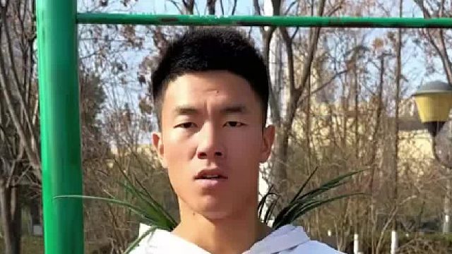 做极限引体向上