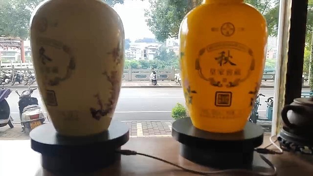 旋转展示台电动转盘直播带货拍摄视频云台转台橱窗柜台商品展览首饰饰品手办玩具展示