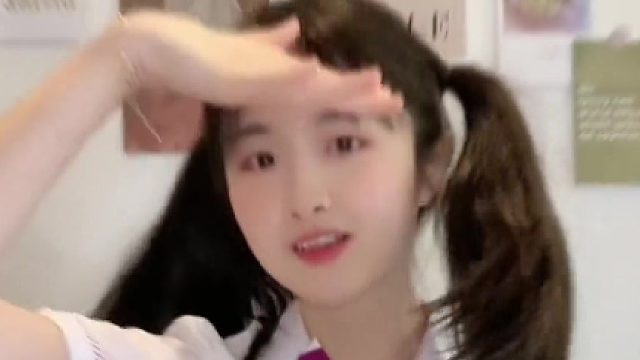 好亲切的双马尾