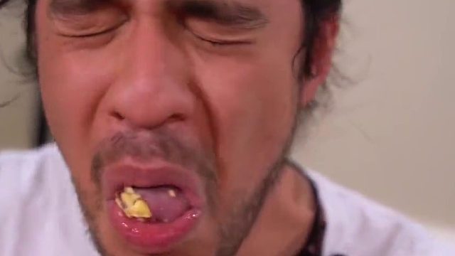 世界各国黑暗料理，含上亿霉菌奶酪、生吞章鱼，你最难接受哪种03