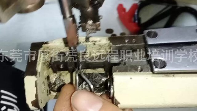 四针六线缝纫机/凭良工业缝纫机操作与维修培训/学缝纫机的基本常识/缝纫机维修故障大全视频