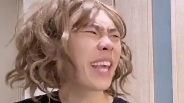 跟妈妈在一起每天都很快乐