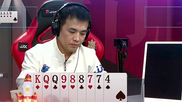 斗地主：开局拆两炸的救世主！十年难遇的冤家牌！解说直呼太过瘾