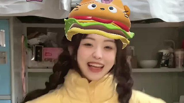 宝宝 如果我是一个盼盼小面包 你还会爱我吗