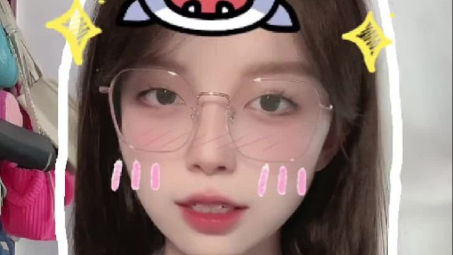 社恐文静小女生