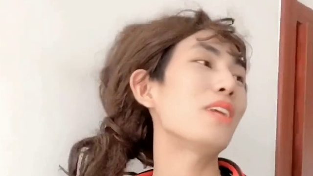 那叫一个感情充沛，抑扬顿挫