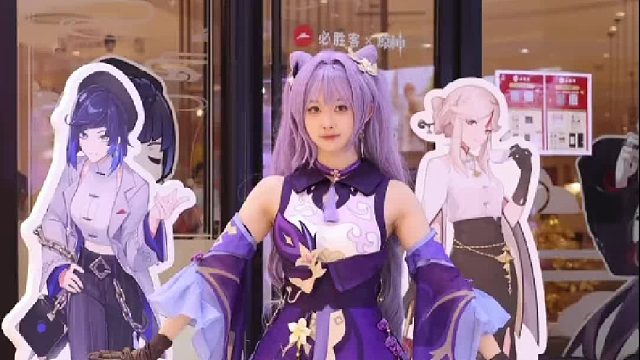 来吃大餐还能看老婆！！真是太幸福了