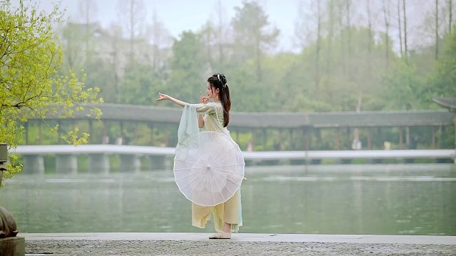 给你们看一个真正的烟雨江南！