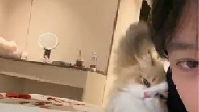 它肯定是我亲生的小孩呀