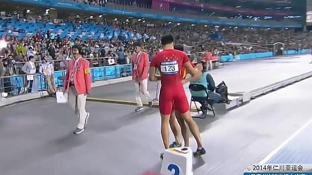中国接力队打破亚洲记录创造新的历史