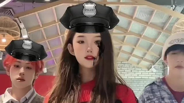 抓两个帅哥陪我拍