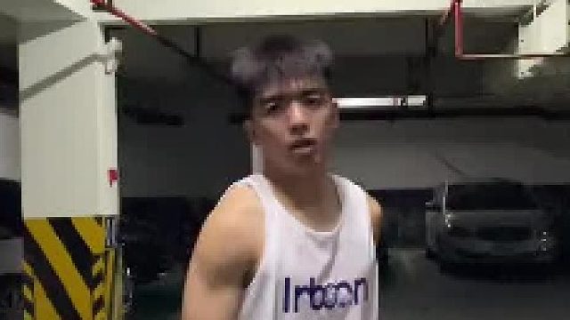 “顿步侧向转身”的完整解析来啦