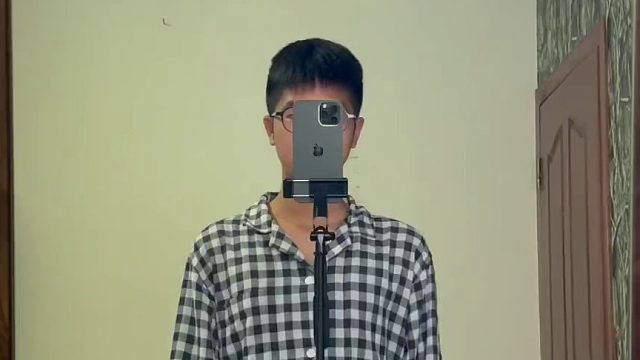 别人说你好的时候别往心里去，已经是成年人了，选择对自己有用的听就好了。