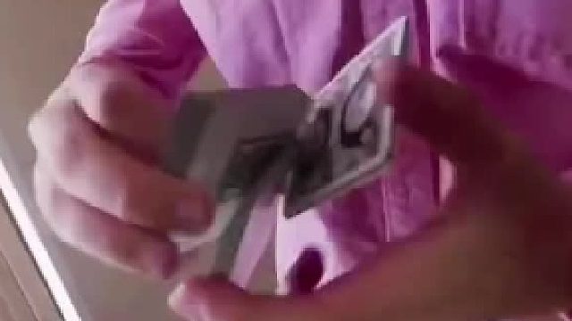 用行动祈祷比用言语更能够使上帝了解。