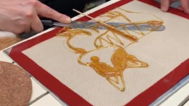 挑战中国传统糖画！