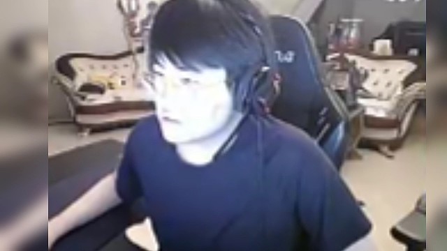 姿态嘴强逼王:看看谁才是mvp