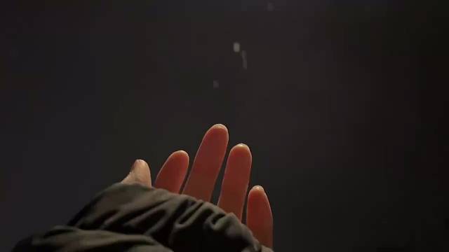 心软是把刀，借给别人捅自己