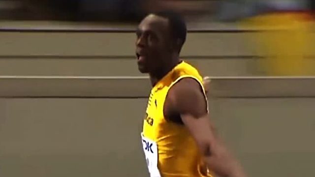 他真的是在飞，而不是在跑！