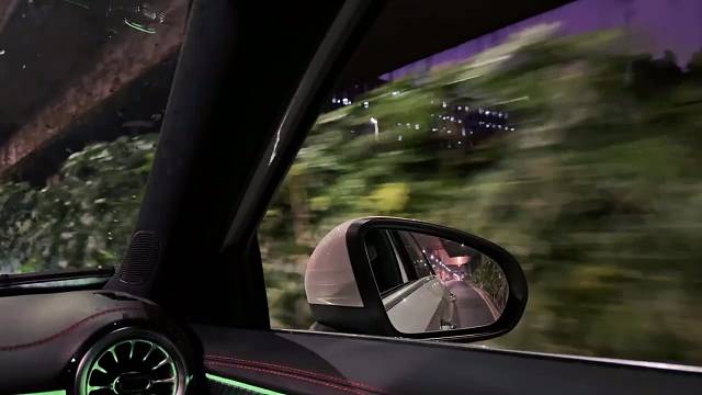 怎么释怀 从哪释怀 那是实打实的爱 是毫无保留的付出 是再也回不去的青春