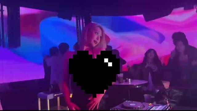 给大家看看我工作的样子吧