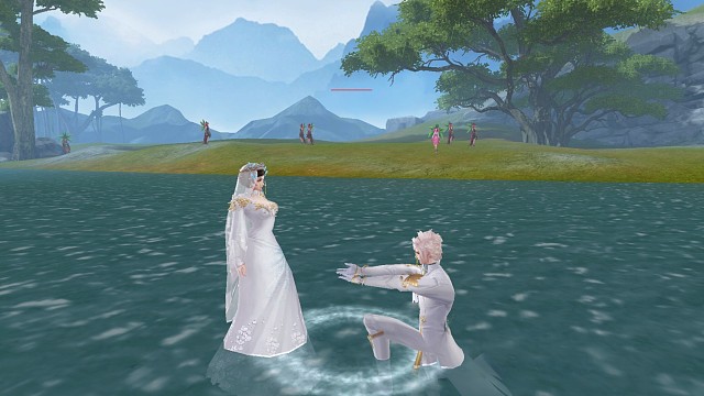 新婚一个月，依旧如初见。