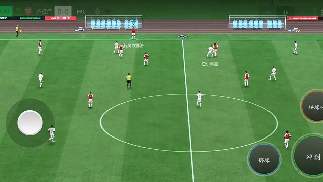 意外的系统局 技术=罗纳尔多变向只需要2星即可的作用 中后卫前插客串前锋=有罗花式 不慌要自信