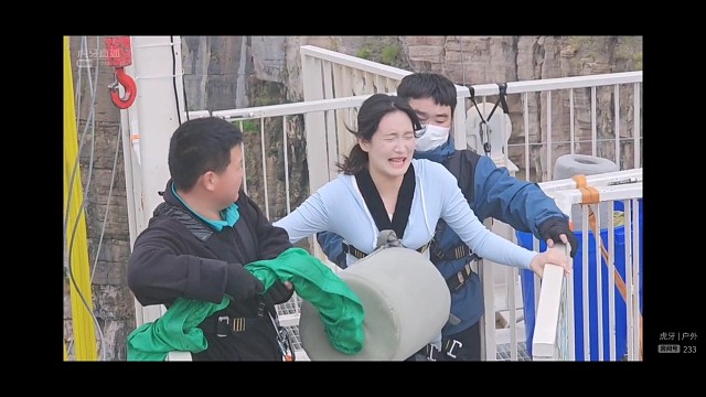 集梦懒懒【ZKL】郑州跳蹦极吓哭了
房间23317