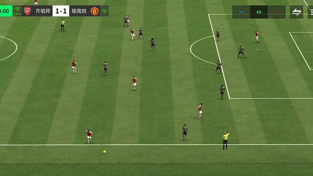 带球突破分球类型的高级传控体系 专业破解阵地战=摇杆来回扭动 假动作欺骗成功=即可放大优势直到得分