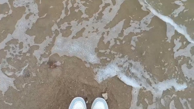 海水洗鞋